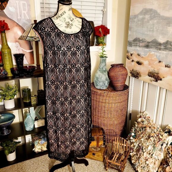 Connected Apparel Sleeveless Overlay Dress - Picture 13 of 15